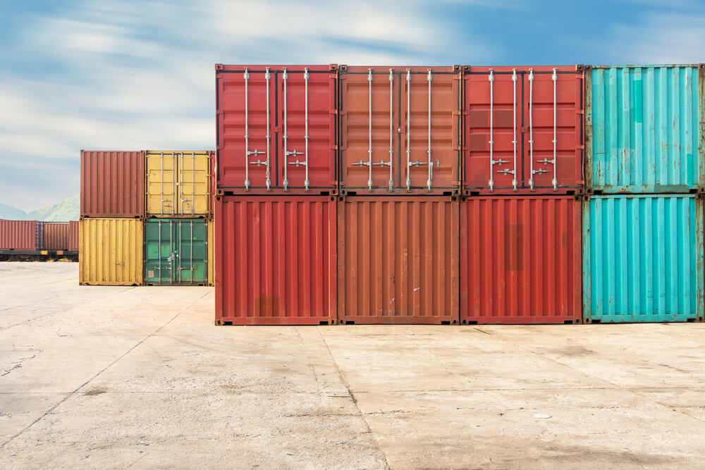Wibest Broker — Shipping: Handling stack of container shipping, Container shipping yard.