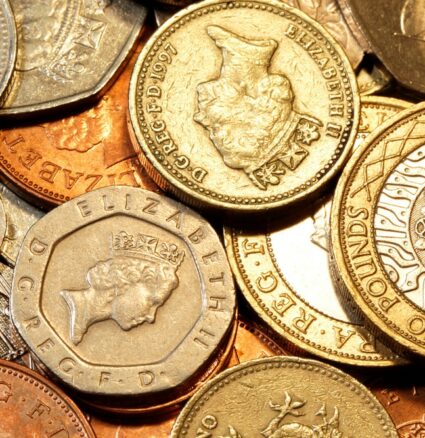 USD GBP: British pound sterling coins.