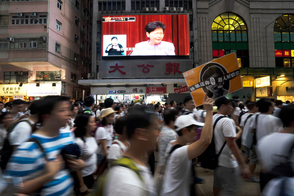 Wibest – Hong Kong Chief Executive: Protesters in Hong Kong