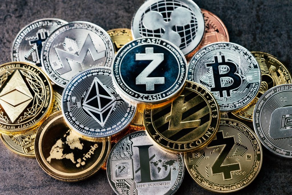 Cryptocurrencies and new opportunities