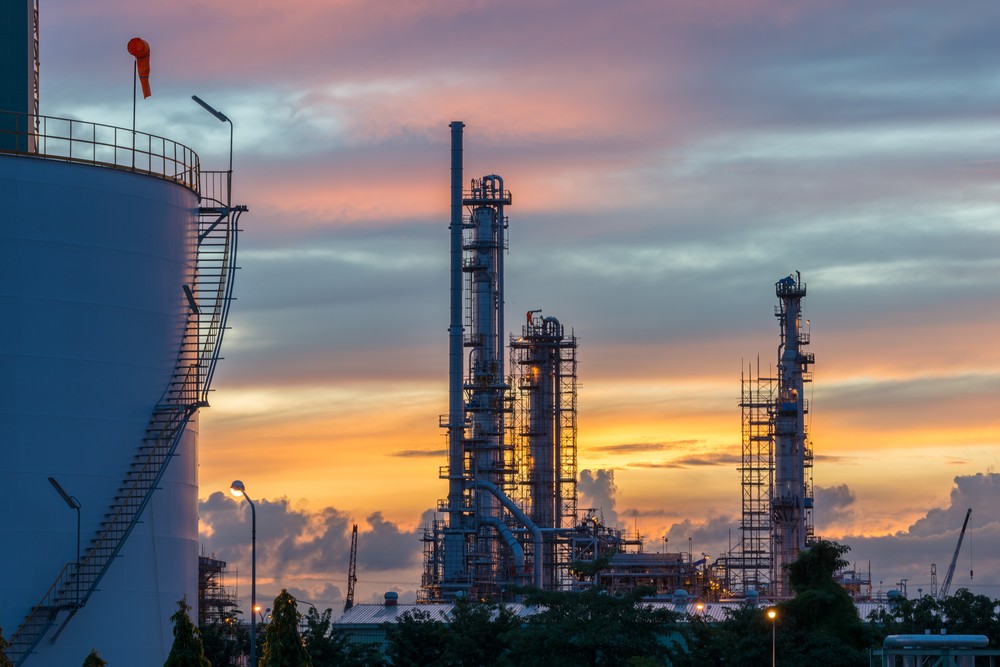 Wibest – Oil Petroleum: Crude oil refinery.