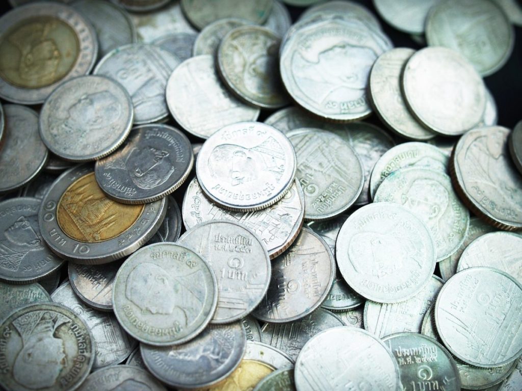 Wibest – Thai: Thai baht coins.