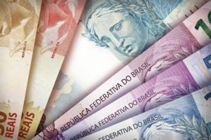 Wibest – Different Brazilian real bills.