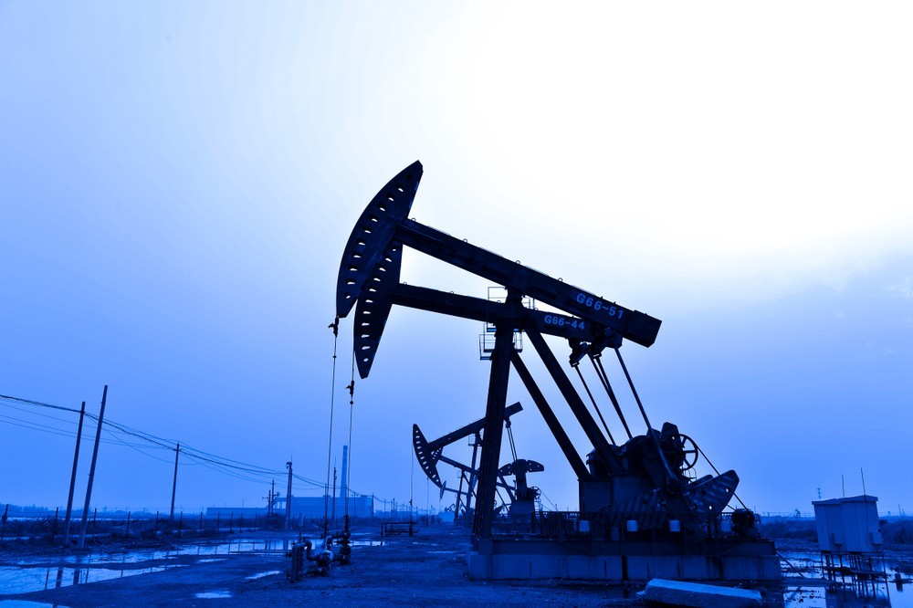 Oil prices sank 4% as coronavirus surge weighs on demand