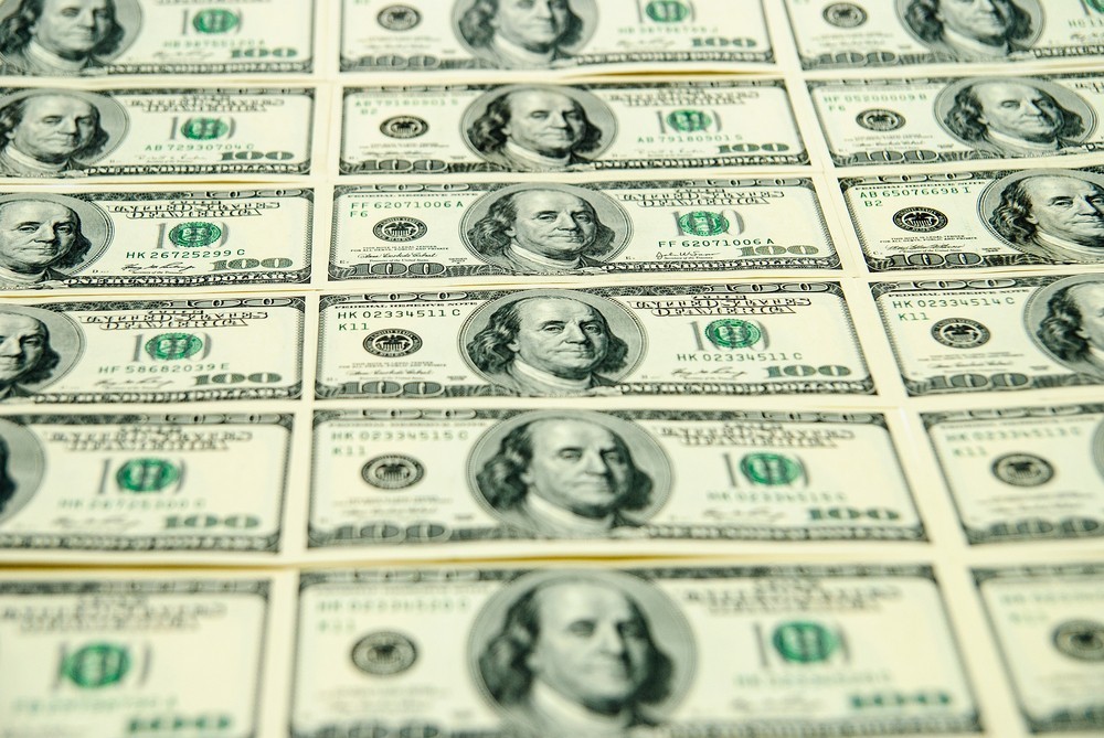 Wibest – US Federal Reserve: US dollar bills.