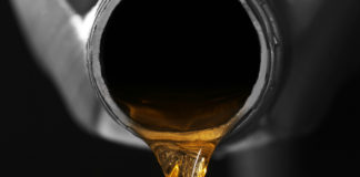 Wibest – Oil and petroleum: Oil poured out of a container.