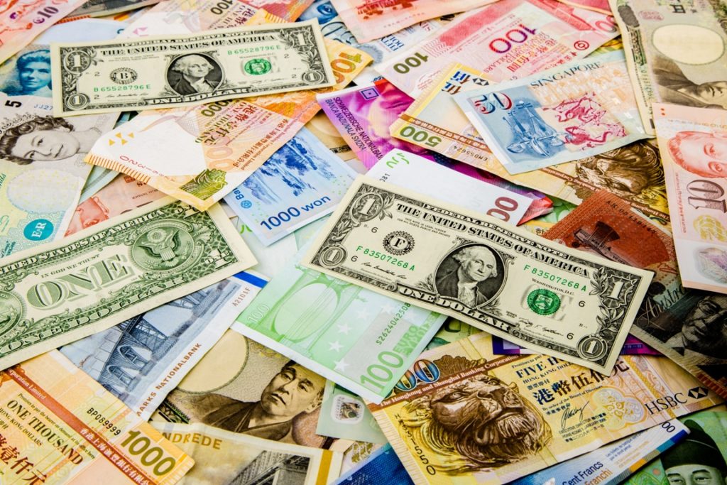 dollar and riskier currencies