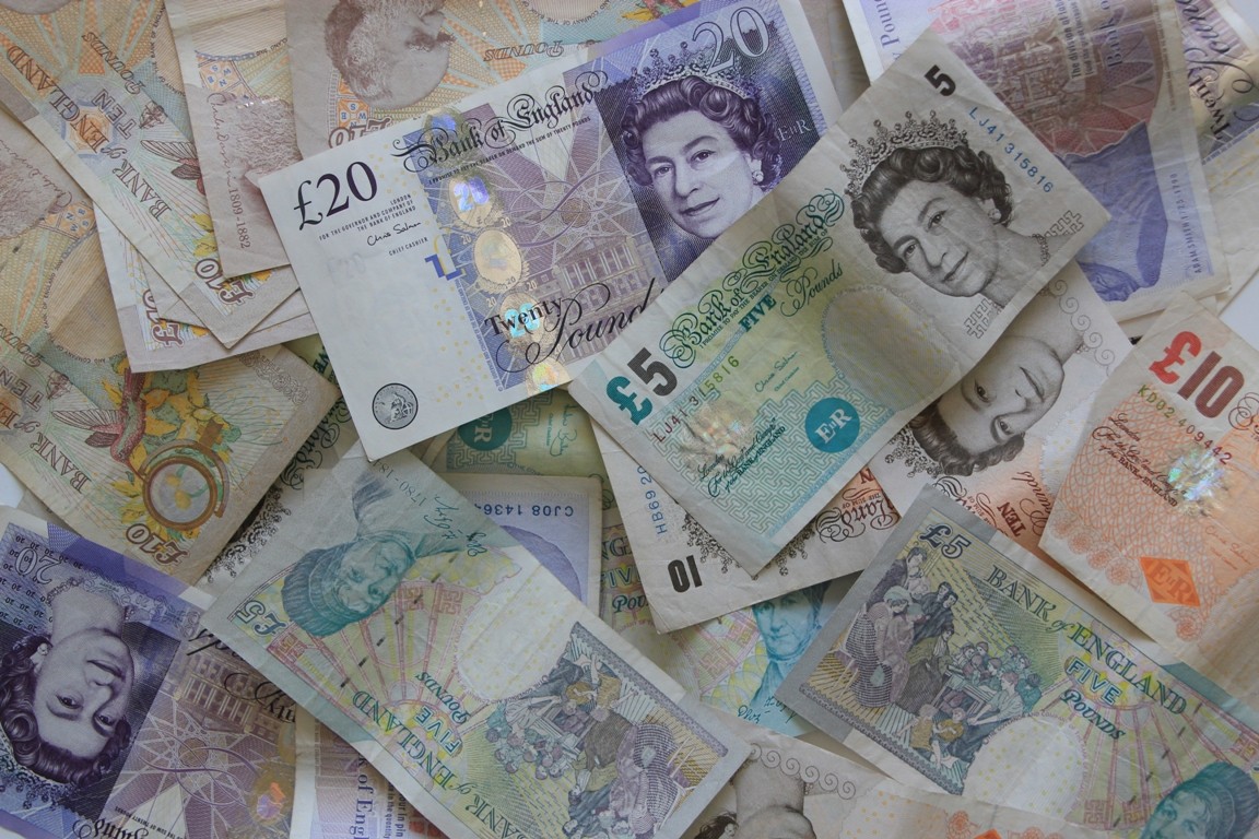 Sterling remained strong despite the British economy's problems