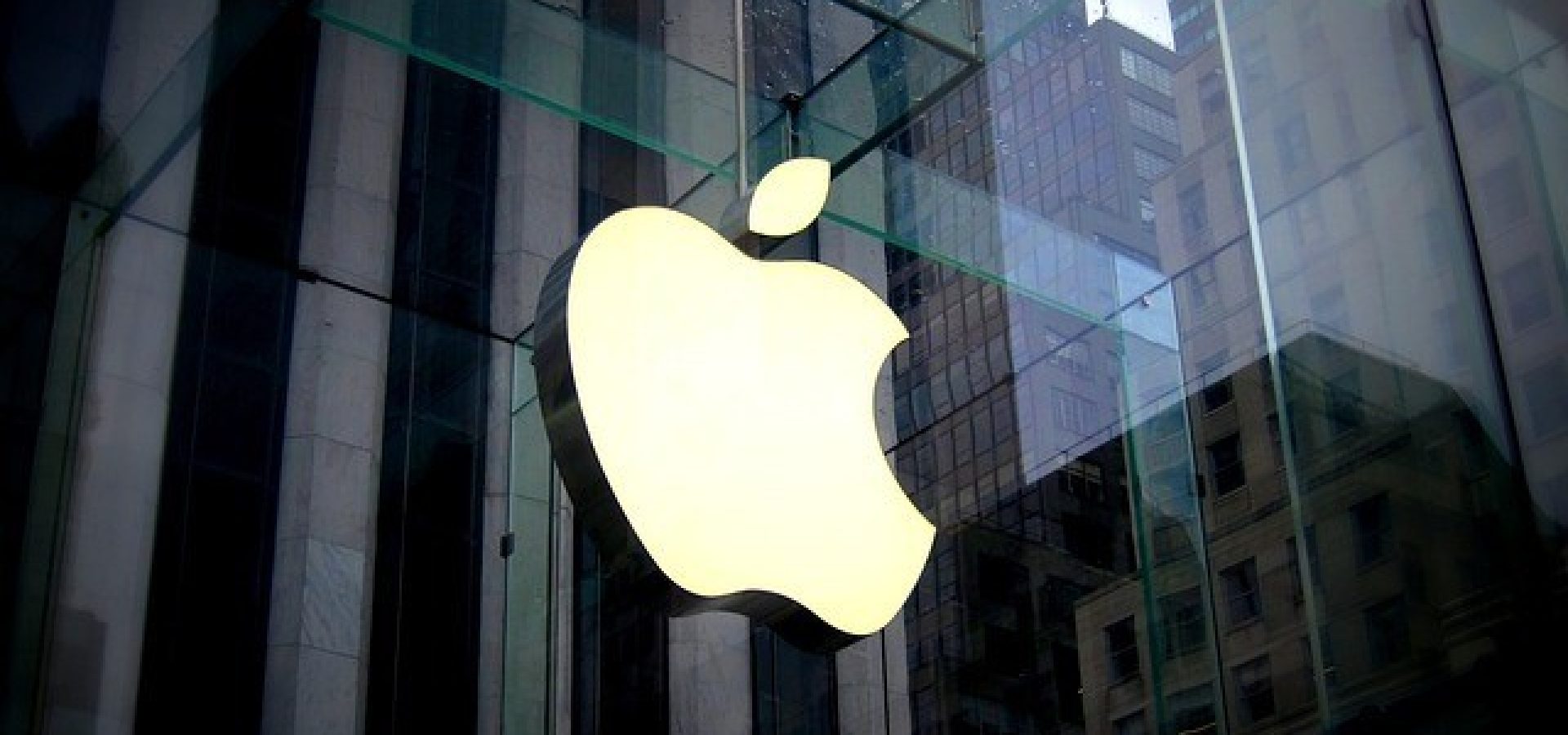 Apple banned its employees from using ChatGPT