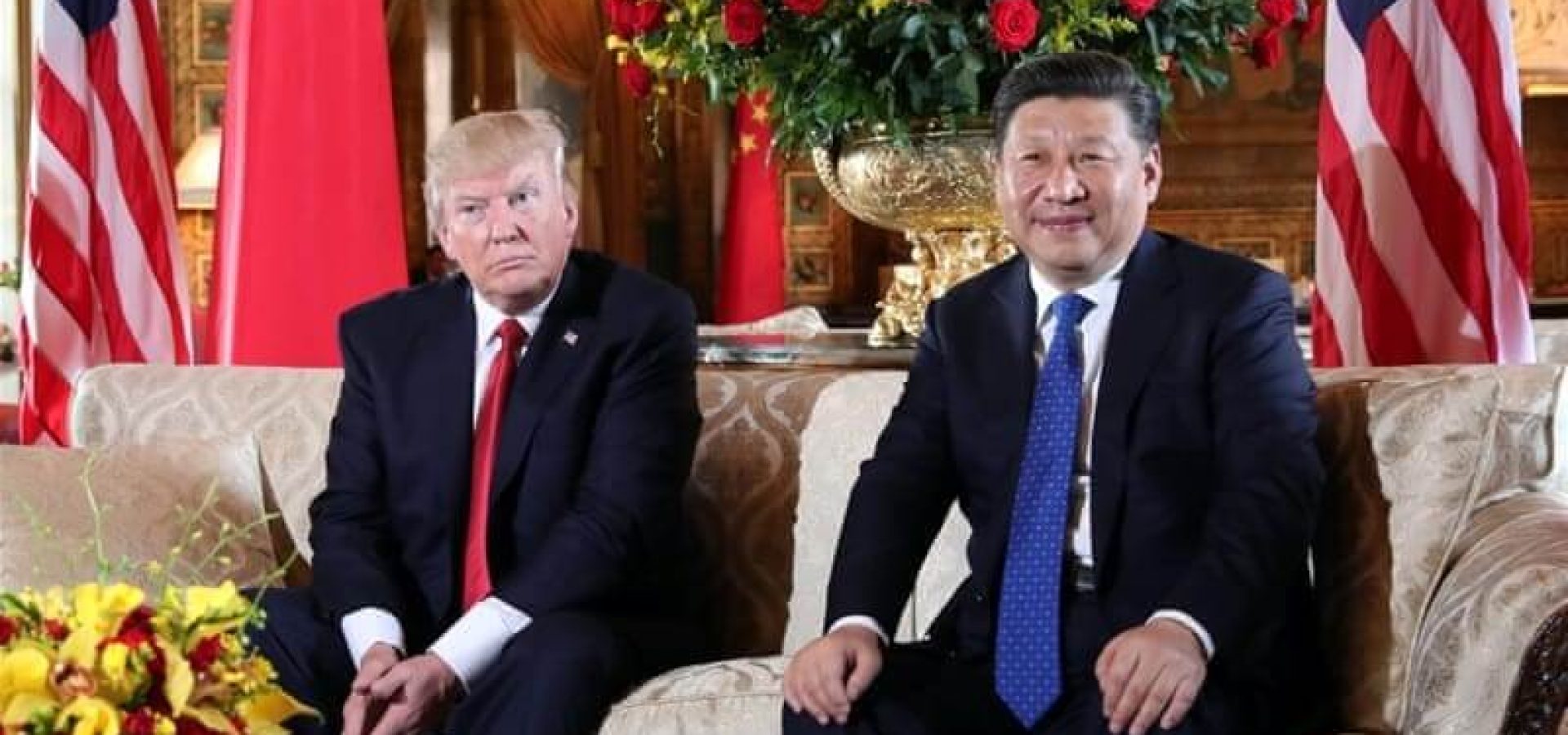 Photo of Trump hosting China’s XI Jinping at his estate in Florida