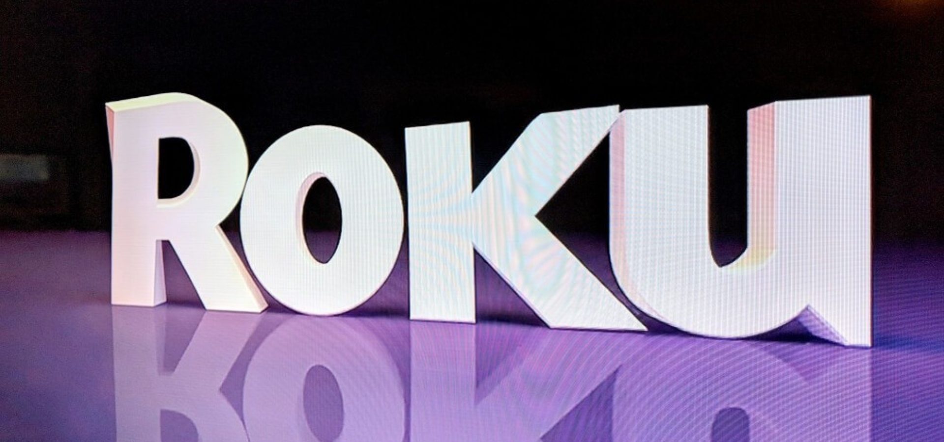 Wibest –roku: Roku’s Logo on TV screen.