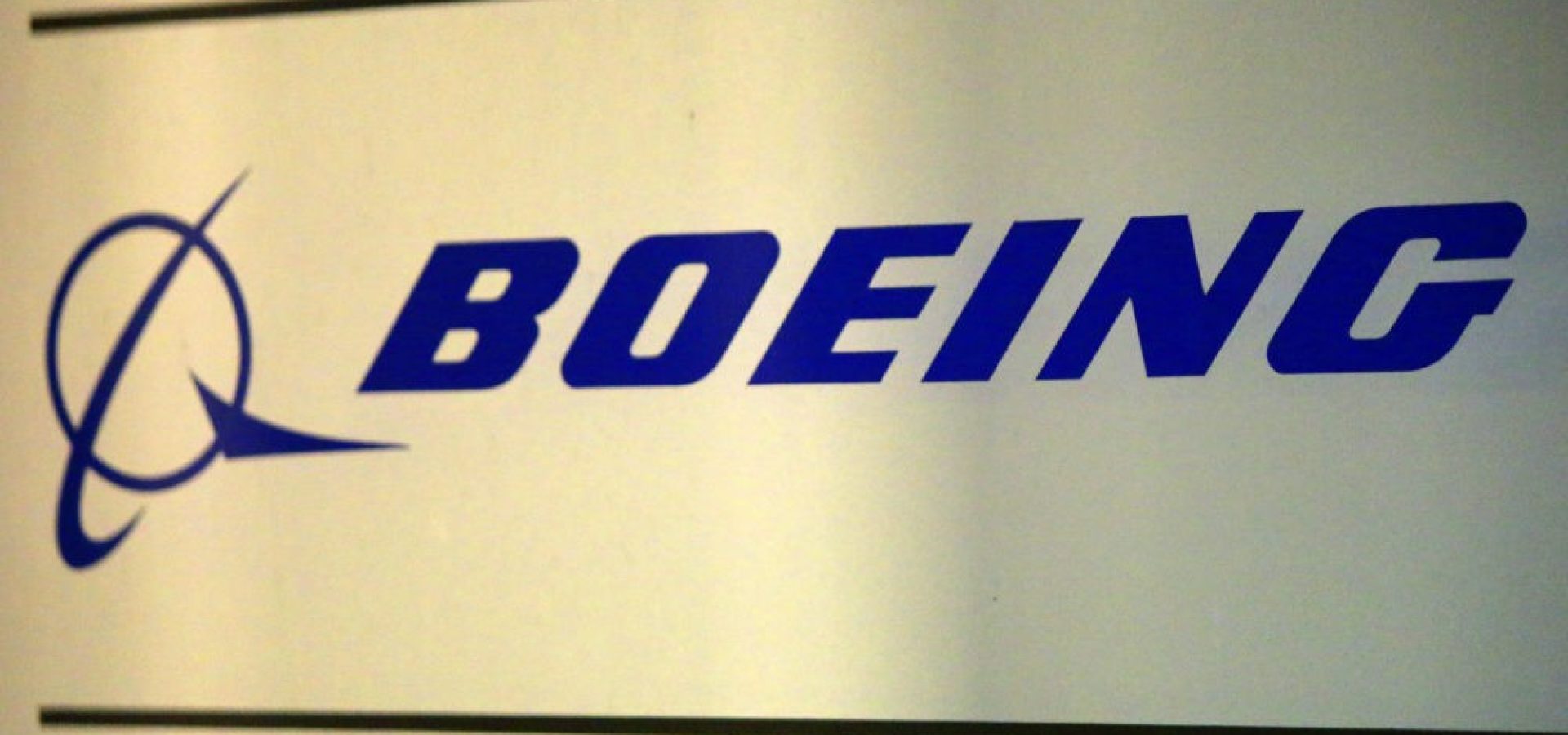 Boeing commercial airplanes face serious problems as sales are falling