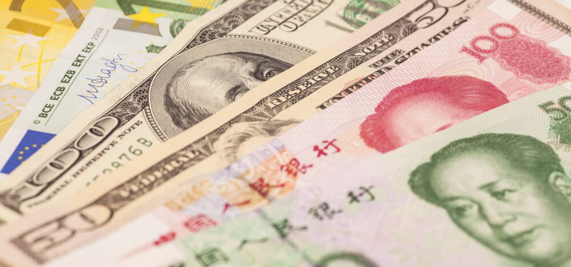 Wibest – Currency: Dollar, Yuan and Euro notes.