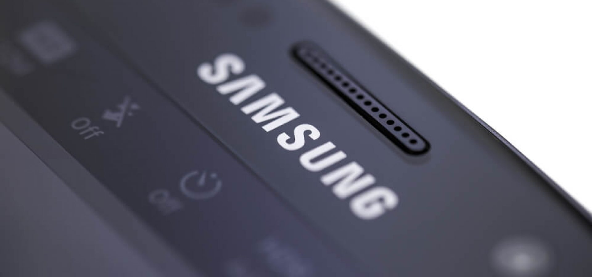 Photo detail of Samsung phone.