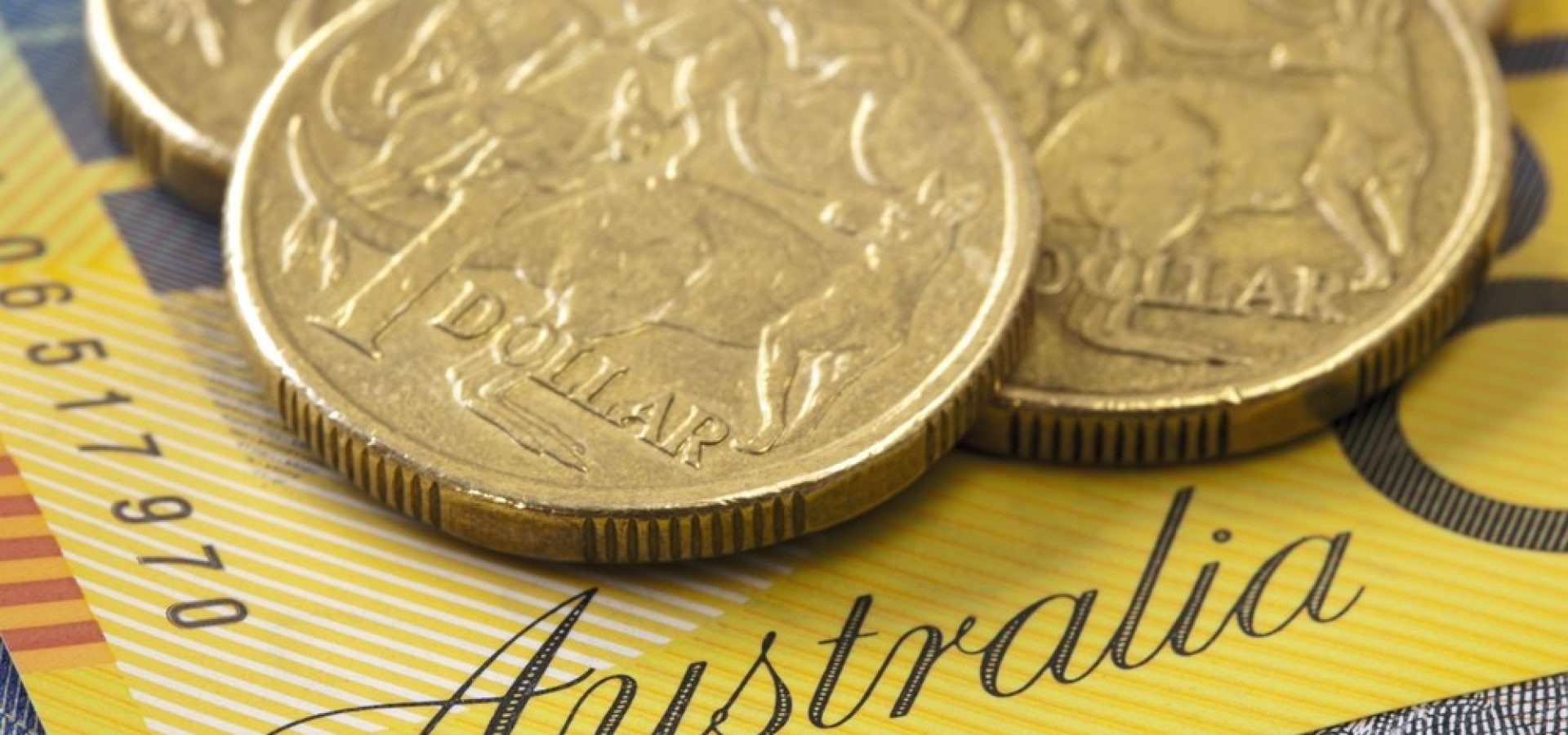Wibest – Australian Money: Australian dollar bills and coins.