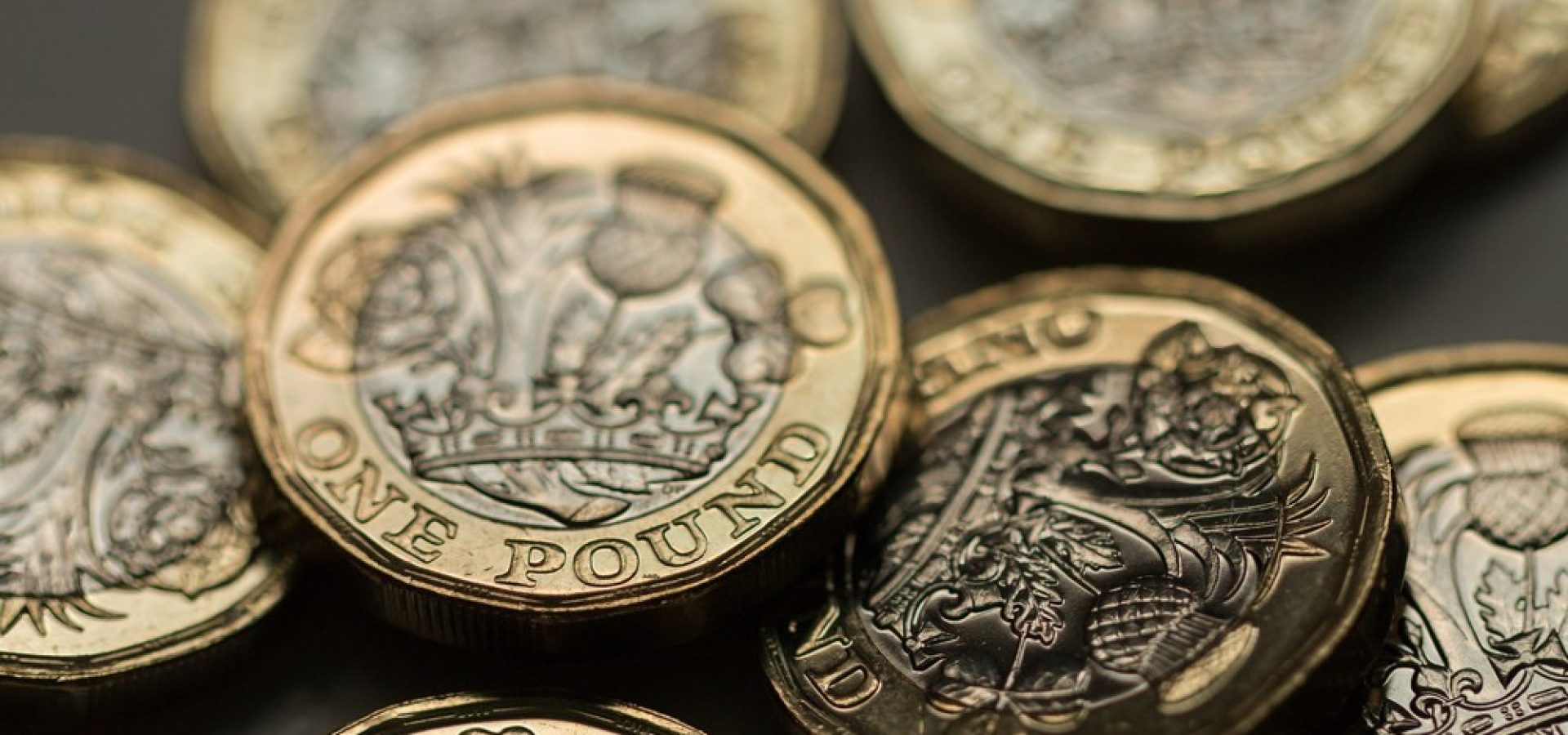 Wibest – Pound Money: Pound sterling coins.