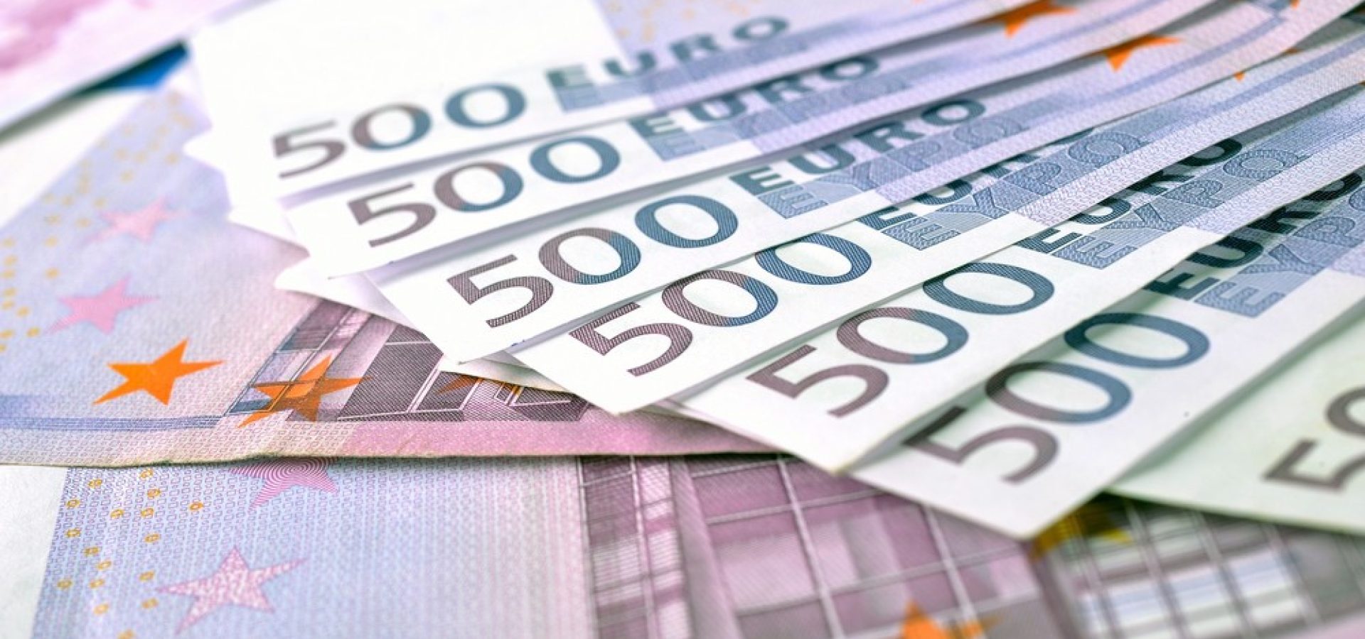 Wibest – Eurozone: 500 euro notes.